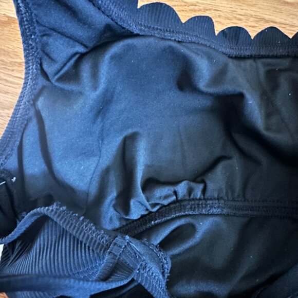 NWT Charmo Scalloped Ribbed One Piece Swimsuit Size Small - Picture 12 of 16